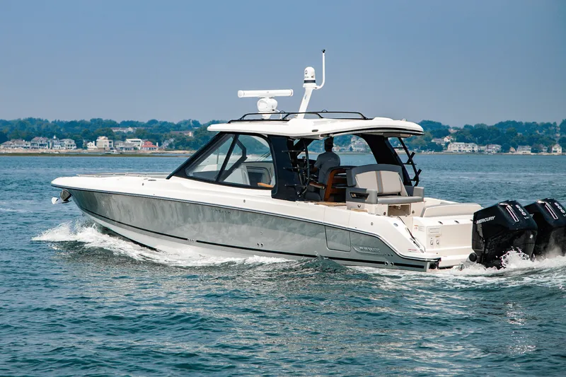 Slide: The Image of Boston Whaler 380 Realm 2025 - 11
