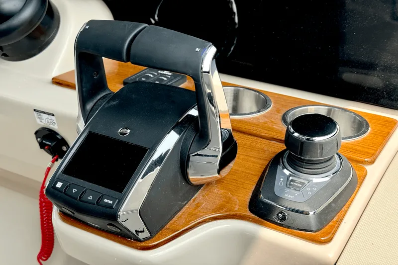 Slide: The Image of Boston Whaler 380 Realm 2025 - 49