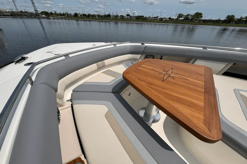 Slide: The Image of Boston Whaler 380 Realm 2025 - 65