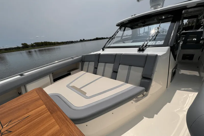 Slide: The Image of Boston Whaler 380 Realm 2025 - 69