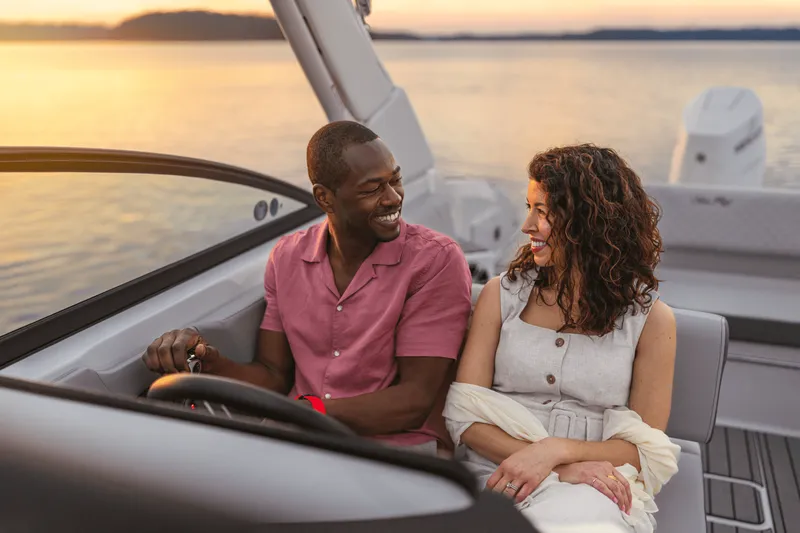 Slide: The Image of Sea Ray SDX 270 Outboard 2025 - 76