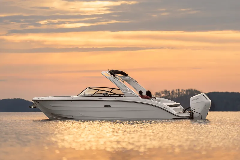 Slide: The Image of Sea Ray SDX 270 Outboard 2025 - 84