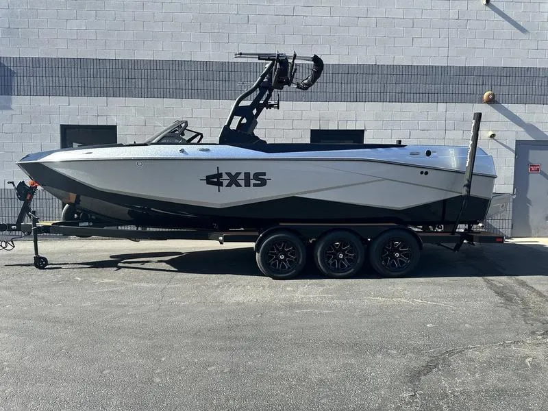 The Image of Axis Wake Research T250 2026 - 0