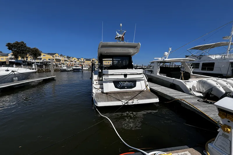 Slide: The Image of Galeon 425 HTS 2021 - 19