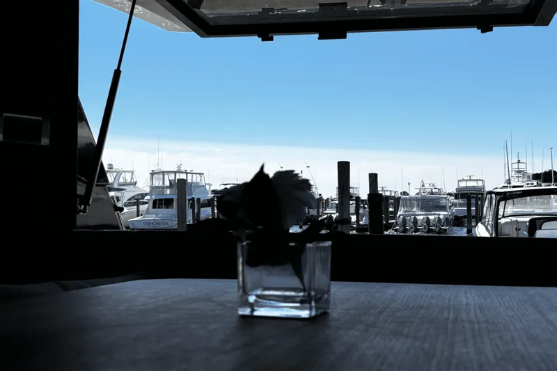 Slide: The Image of Galeon 425 HTS 2021 - 29