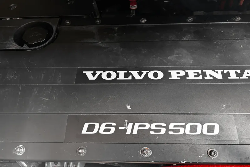 Slide: The Image of Galeon 425 HTS 2021 - 61