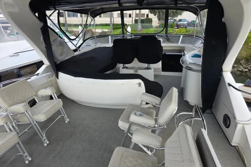 Slide: The Image of Meridian 580 Pilothouse 2005 - 45