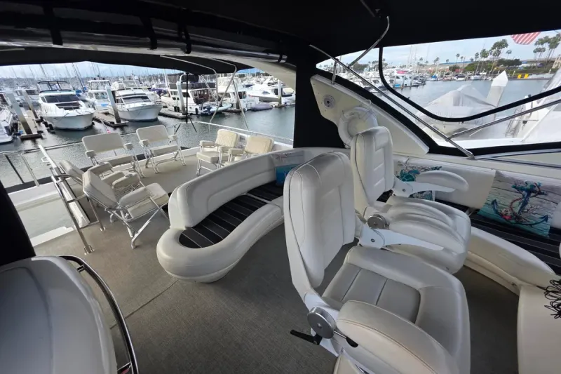 Slide: The Image of Meridian 580 Pilothouse 2005 - 51