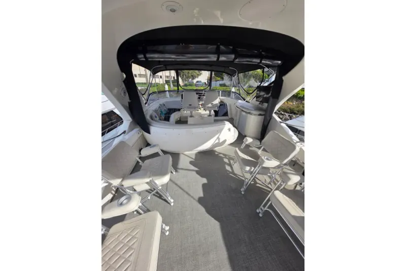 Slide: The Image of Meridian 580 Pilothouse 2005 - 67
