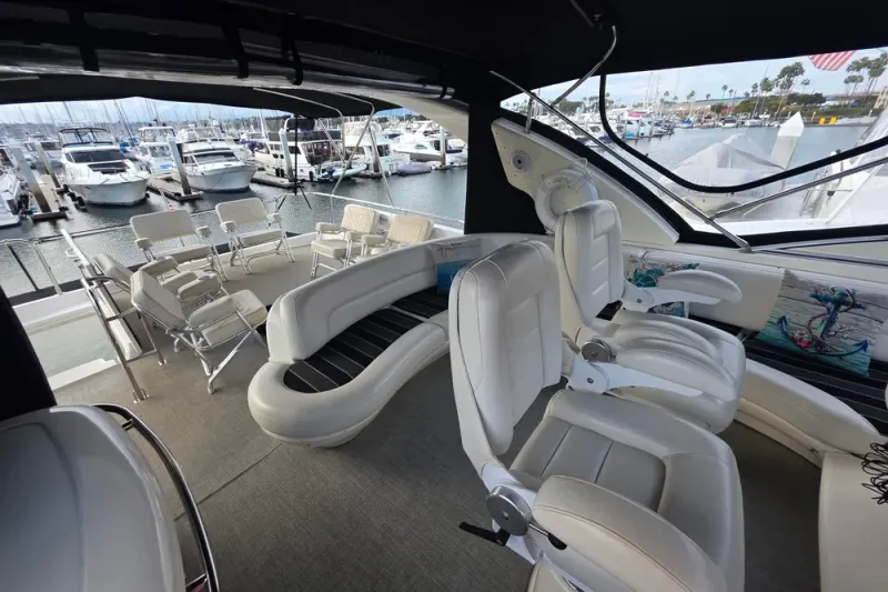 Slide: The Image of Meridian 580 Pilothouse 2005 - 51