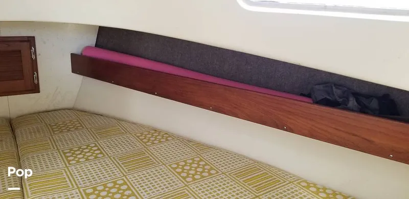 Slide: The Image of V Berth - 8045201