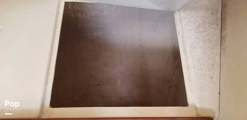 Slide: The Image of V Berth Storage - 8045210