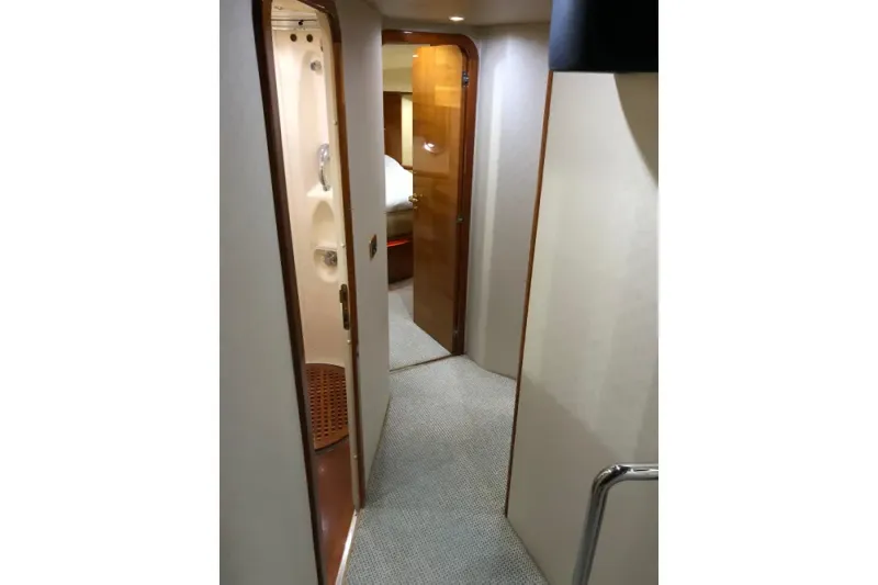 Slide: The Image of Azimut 62E 2007 - 20