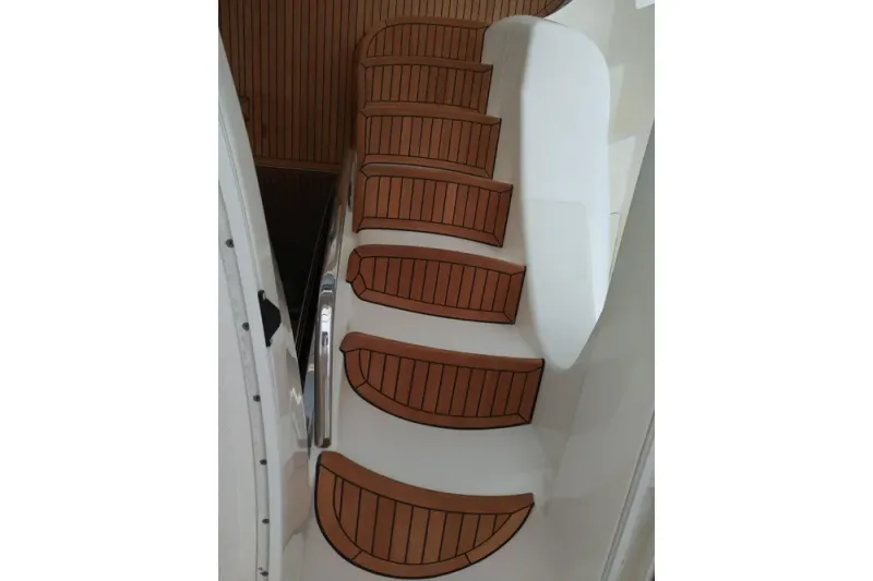 Slide: The Image of Azimut 62E 2007 - 23