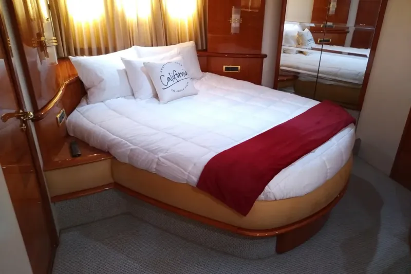 Slide: The Image of Azimut 62E 2007 - 26