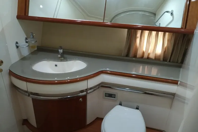 Slide: The Image of Azimut 62E 2007 - 29