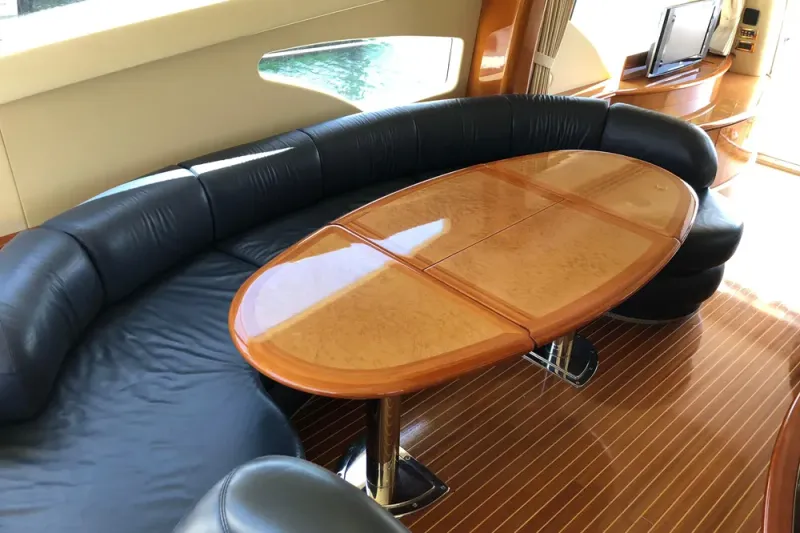 Slide: The Image of Azimut 62E 2007 - 3