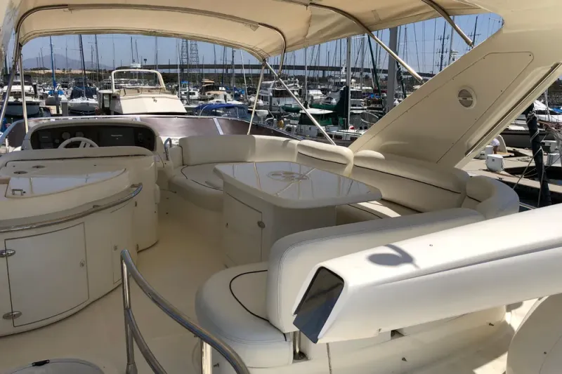 Slide: The Image of Azimut 62E 2007 - 32