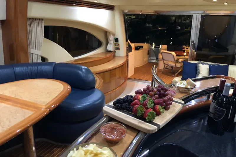 Slide: The Image of Azimut 62E 2007 - 4