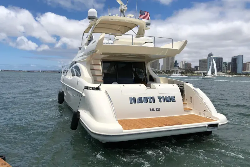 Slide: The Image of Azimut 62E 2007 - 38