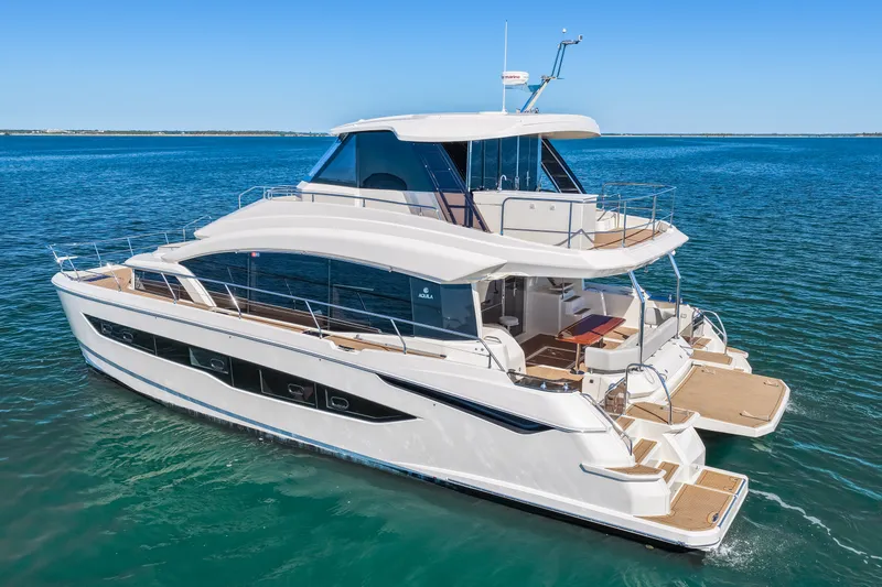 Slide: The Image of Aquila 54 Yacht 2022 - 18