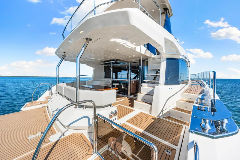 Slide: The Image of Aquila 54 Yacht 2022 - 33