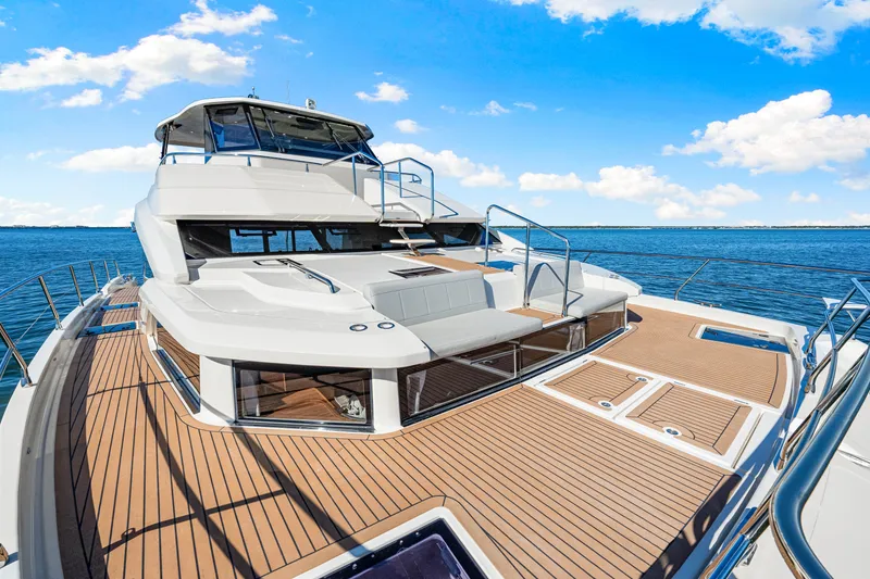 Slide: The Image of Aquila 54 Yacht 2022 - 46