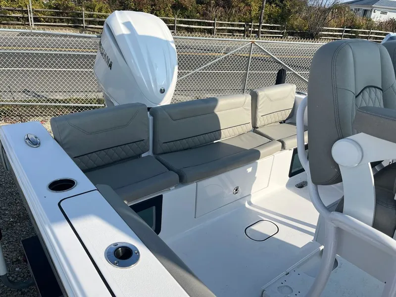 Slide: The Image of Sportsman Heritage 231 Center Console 2024 - 7