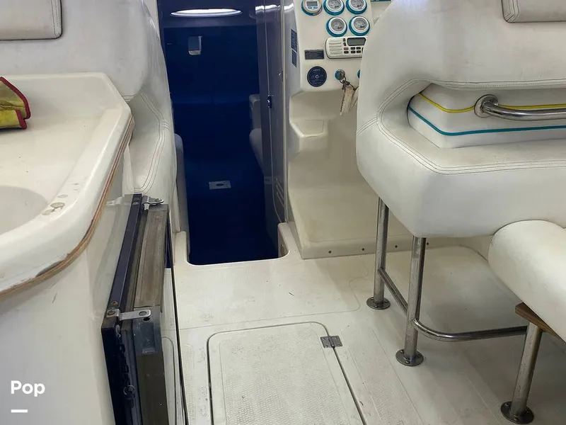 Slide: The Image of Advantage 32 Victory 2000 - 12990564