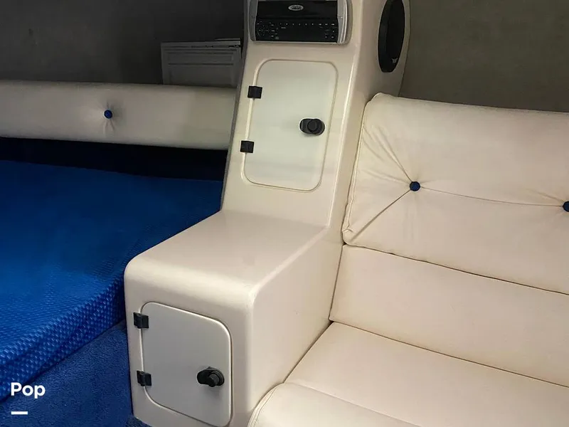 Slide: The Image of Advantage 32 Victory 2000 - 12990573