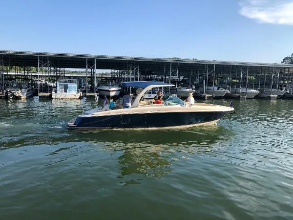 Slide: The Image of Chris-Craft Launch 31 GT 2020 - 3