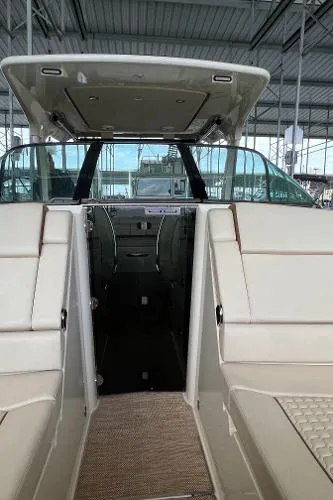 Slide: The Image of Chris-Craft Launch 31 GT 2020 - 42