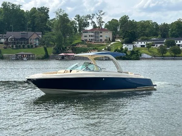 Slide: The Image of Chris-Craft Launch 31 GT 2020 - 2