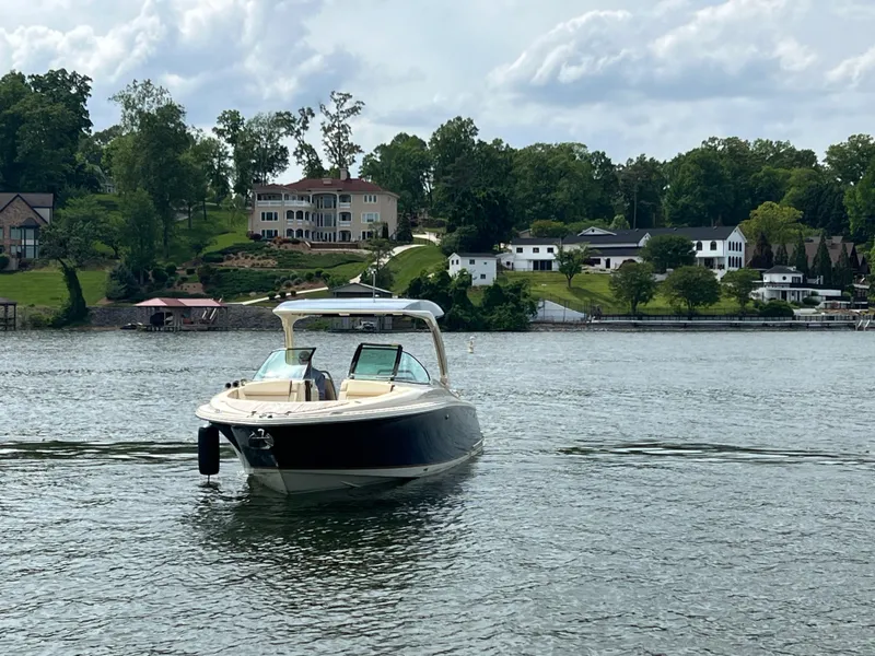 Slide: The Image of Chris-Craft Launch 31 GT 2020 - 87