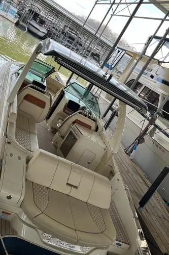 Slide: The Image of Chris-Craft Launch 31 GT 2020 - 30