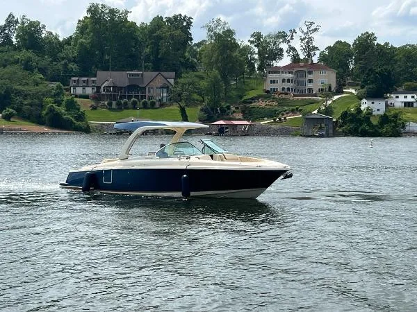 Slide: The Image of Chris-Craft Launch 31 GT 2020 - 89