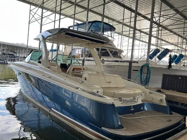 Slide: The Image of Chris-Craft Launch 31 GT 2020 - 10
