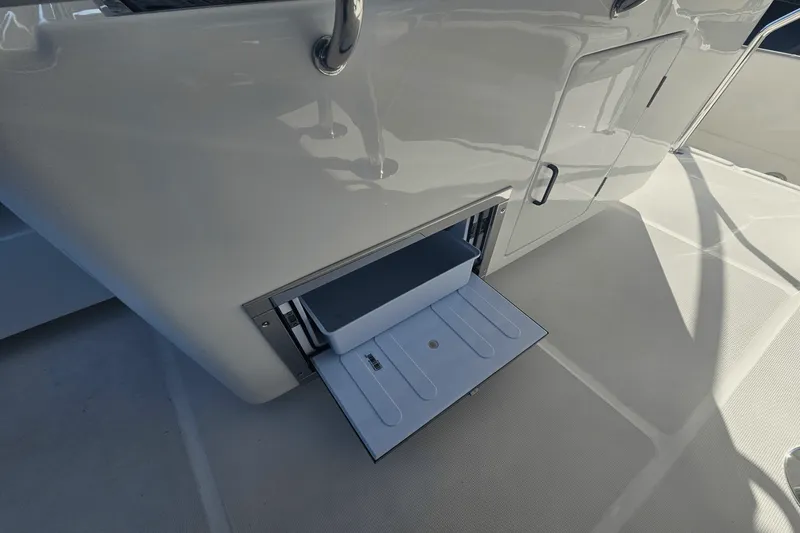 Slide: The Image of Aquila 44 Yacht 2023 - 31