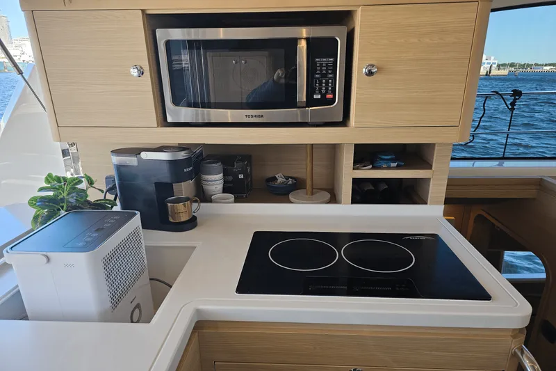 Slide: The Image of Aquila 44 Yacht 2023 - 44