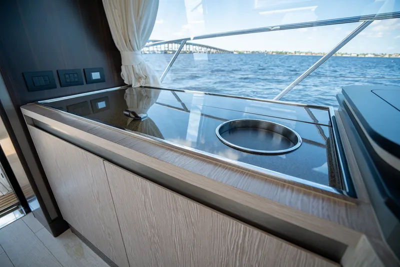 Slide: The Image of Azimut S6 2025 - 13