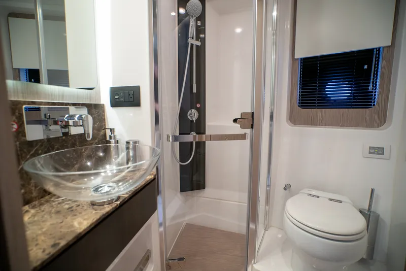 Slide: The Image of Azimut S6 2025 - 28