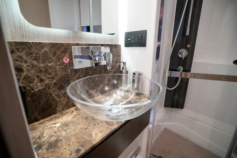 Slide: The Image of Azimut S6 2025 - 29