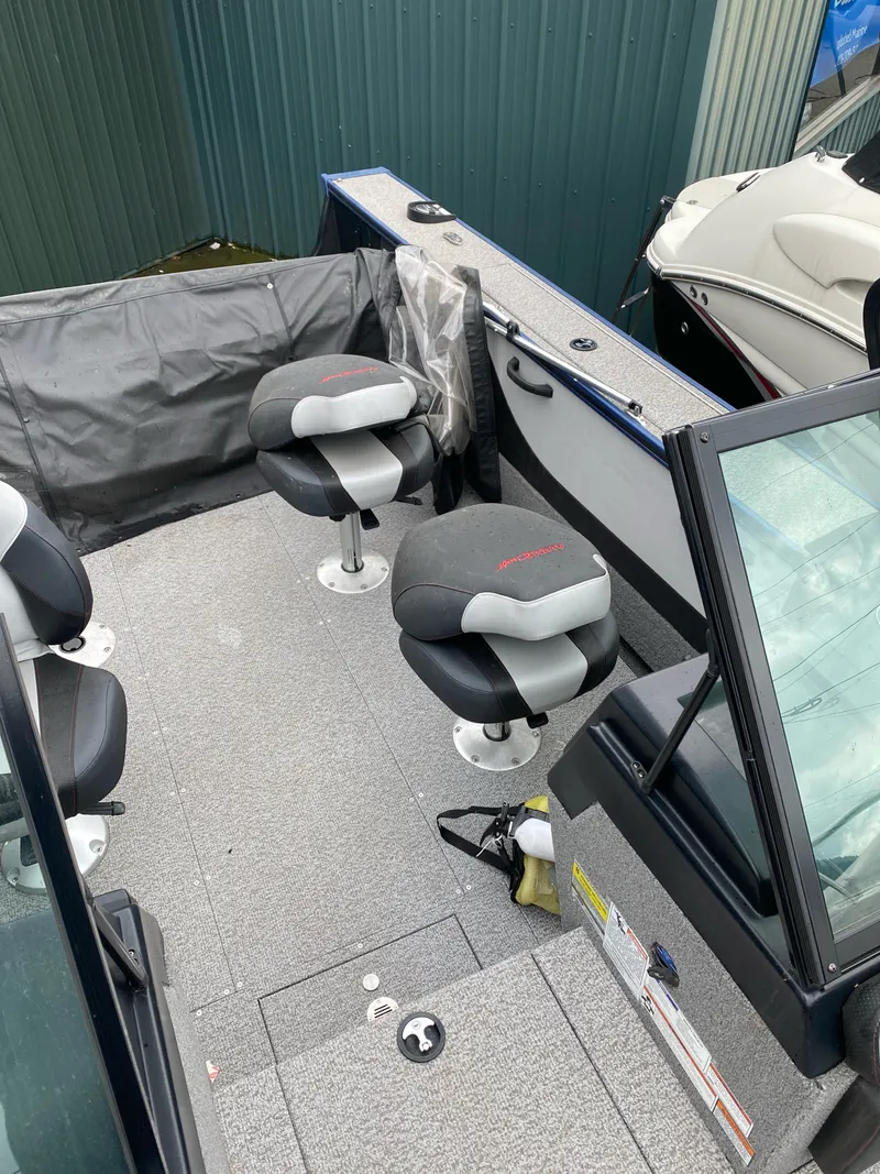 Slide: The Image of Alumacraft Trophy 185 Sport 2023 - 14