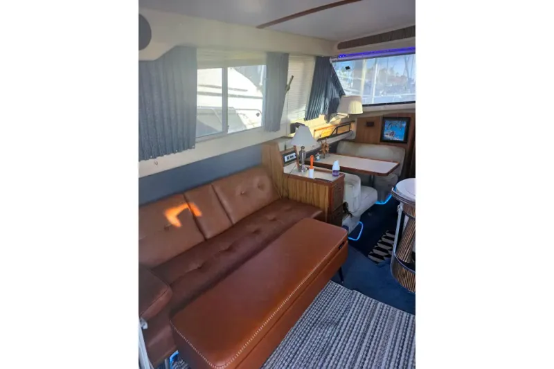 Slide: The Image of Sea Ray 340 Sedan Bridge 1985 - 8