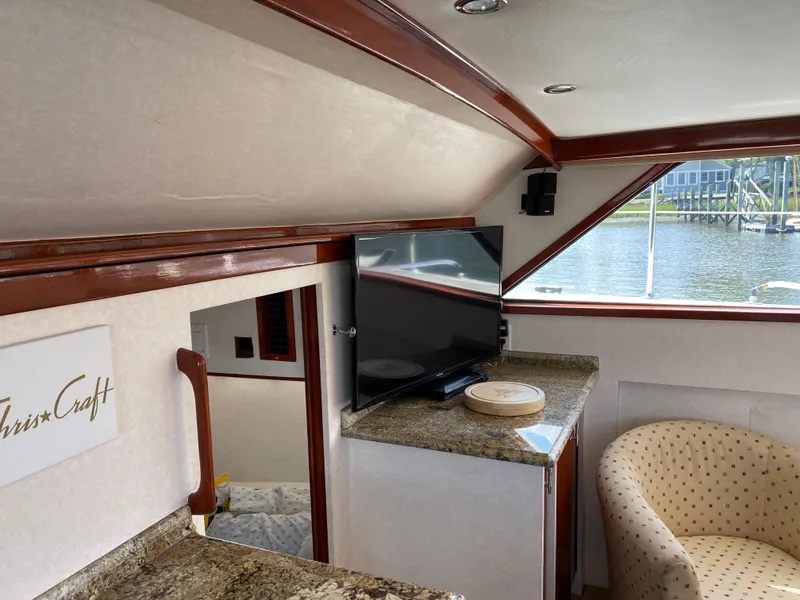 Slide: The Image of Chris-Craft 47 Commander 1973 - 182