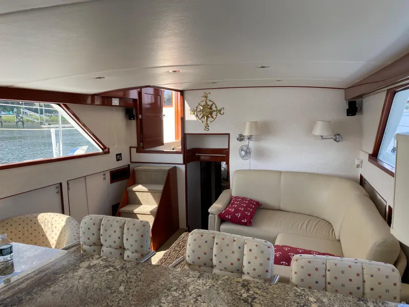 Slide: The Image of Chris-Craft 47 Commander 1973 - 180