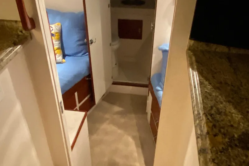 Slide: The Image of Chris-Craft 47 Commander 1973 - 120