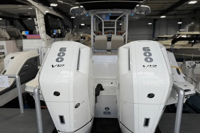 Slide: The Image of Boston Whaler 360 Outrage 2025 - 13