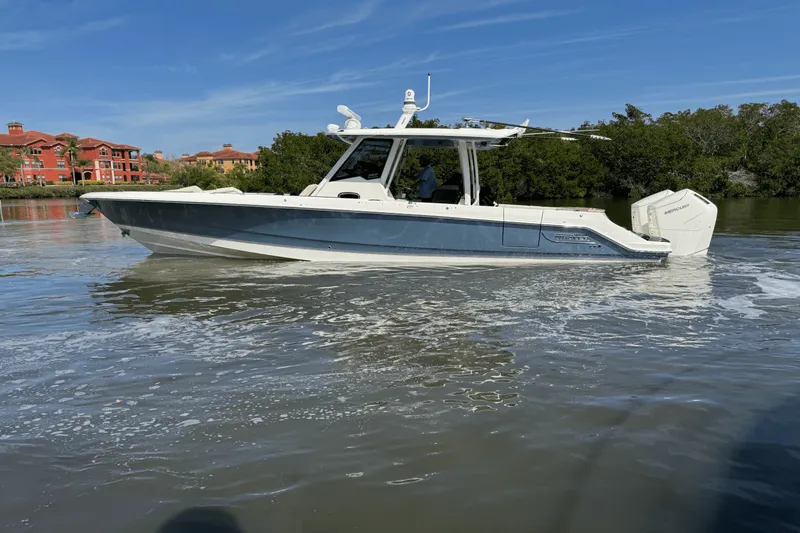 Slide: The Image of Boston Whaler 360 Outrage 2025 - 3