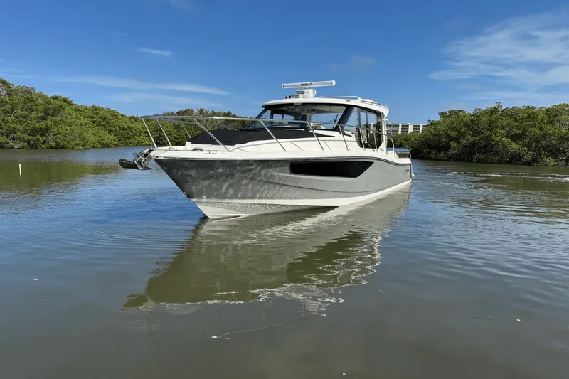 Slide: The Image of Boston Whaler 365 Conquest 2025 - 10